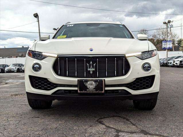2018 maserati levante base