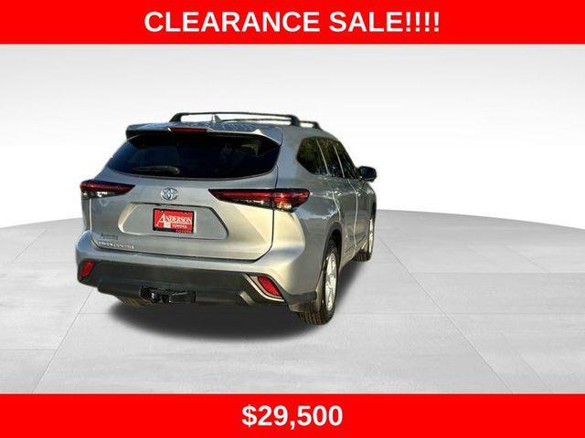 2021 toyota highlander l