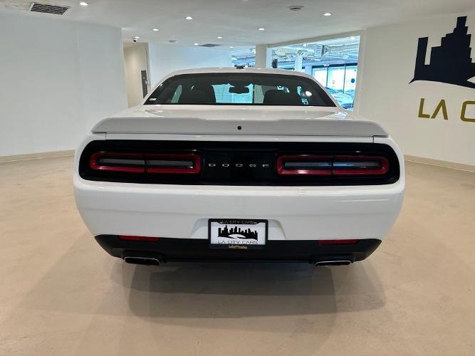 used 2020 dodge challenger sxt