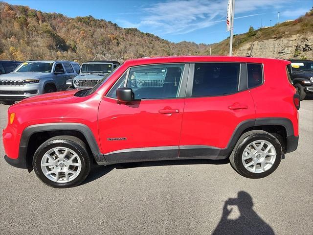 2023 jeep renegade latitude 4x4