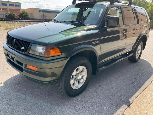 1998 mitsubishi montero ls sport utility 4d