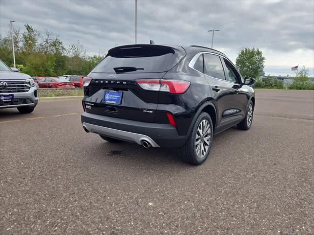 2022 ford escape titanium