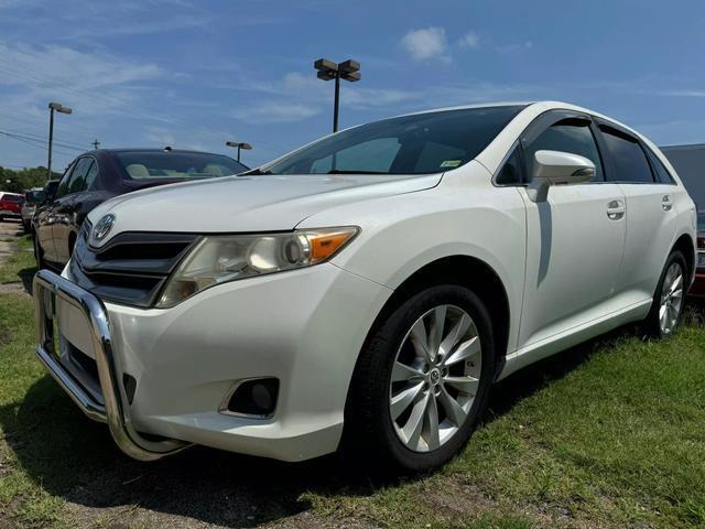 2013 toyota venza le