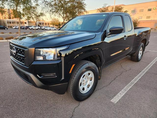 2022 nissan frontier s