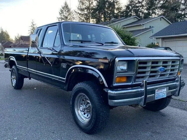 1987 ford f250 4x4 xlt 6.9 turbo diesel with 72k original miles 100% rust free