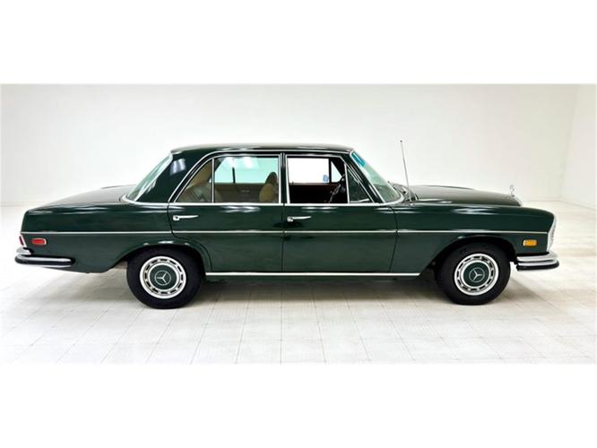 1970 mercedes-benz 280se in morgantown, pennsylvania