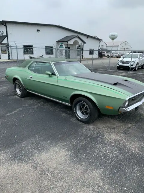 1972 ford mustang grande v8 automatic transmission a/c