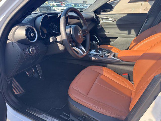 2022 alfa romeo giulia ti