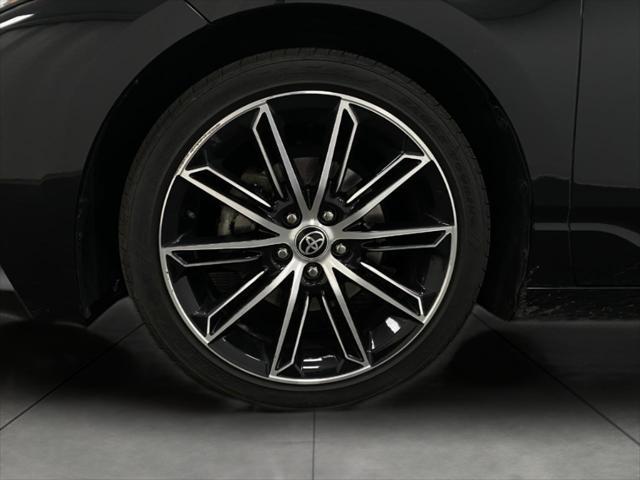 2022 toyota avalon touring