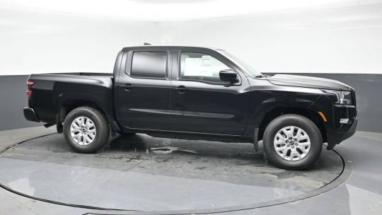 2024 Nissan Navara (Frontier) sv