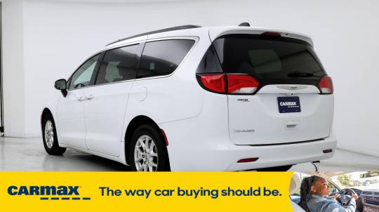 2021 Chrysler Voyager