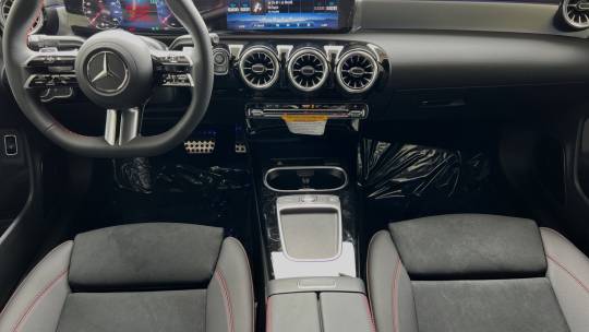2025 Mercedes-Benz CLA