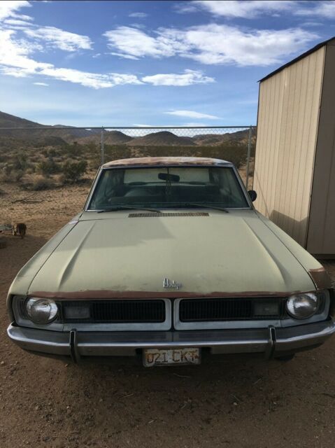 needs tires to tow. in joshua tree