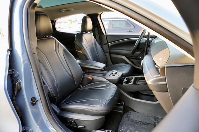 2023 ford mustang mach-e premium