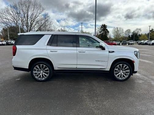 2022 gmc yukon denali 4x4 in college crest, oregon