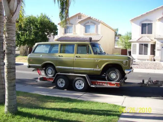 international harvester travelall 1973 survivor