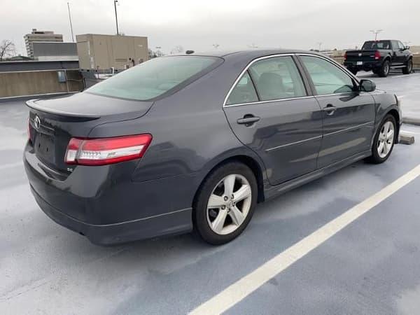 2011 toyota camry in chicago, illinois