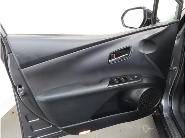 2017 toyota prius prime plus