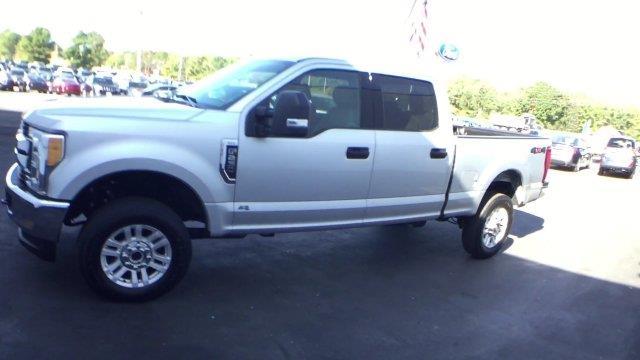 2017 ford f-250 super duty xlt 4x4 xlt 4dr crew cab 6.8 ft. sb pickup for sale in yarmouth, maine