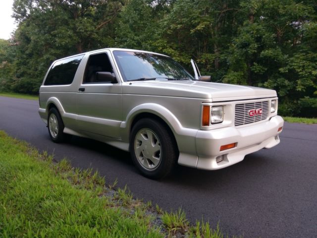 1993 gmc typhoon pearl white 2 door 4.3 turbo automatic