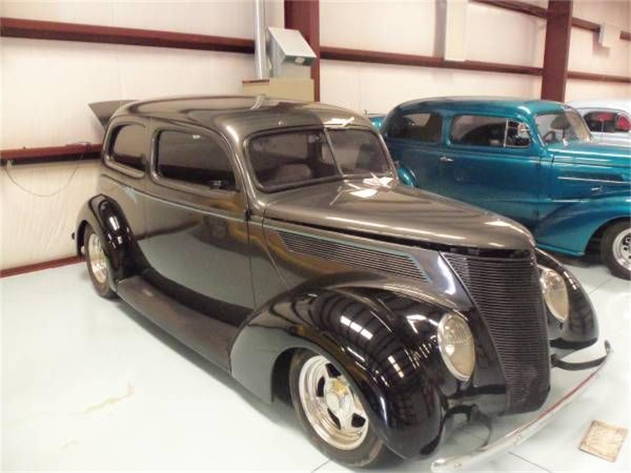 1937 ford humpback