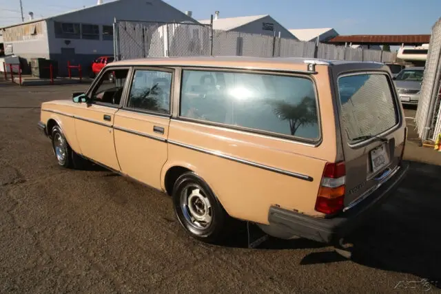 (ovs) 1985 volvo 240 dl wagon 4 cylinder 2.3l automatic no reserve