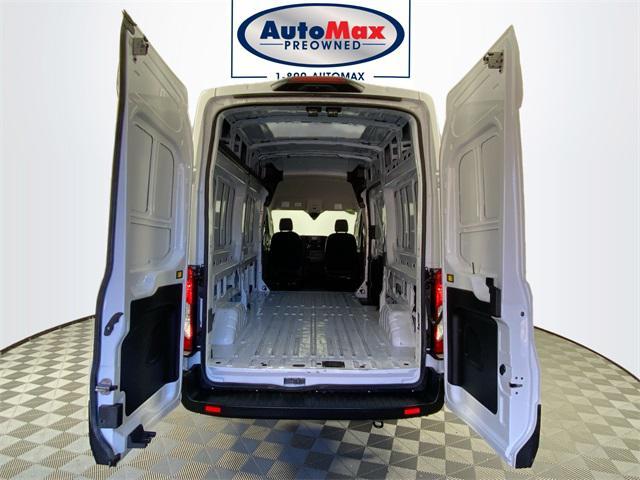 2023 ford transit-250 base
