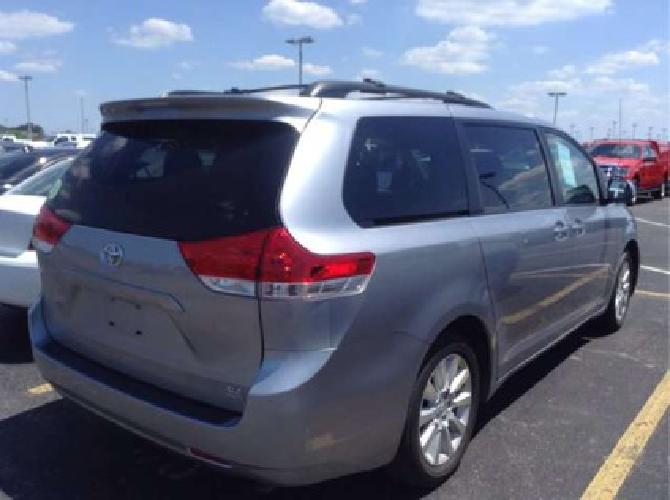 2012 toyota sienna ltd in columbus, oh