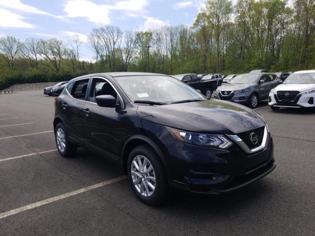 2022 nissan rogue sport s