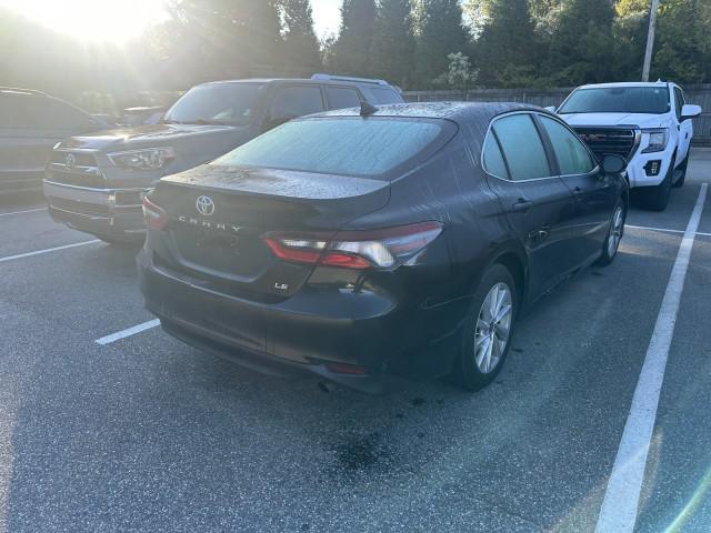2024 toyota camry le