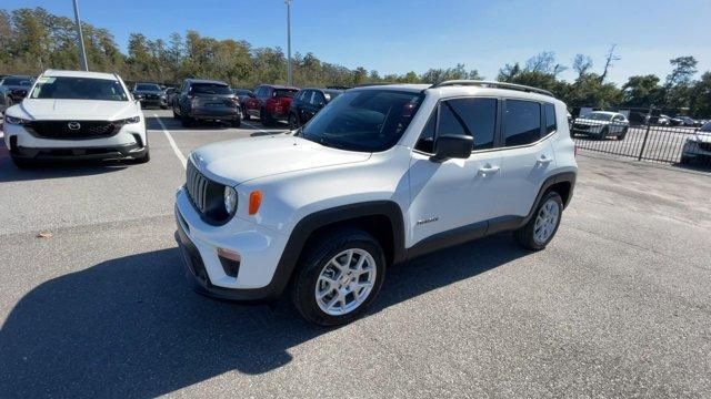 2023 jeep renegade latitude