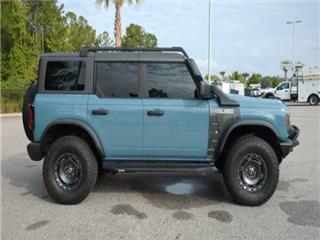 2023 Ford Bronco base advanced