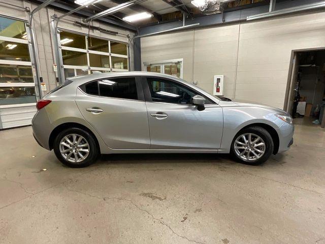 2015 mazda mazda3 i grand touring