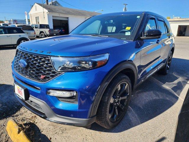 2022 ford explorer st