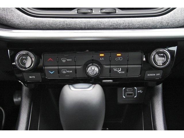 2024 jeep compass latitude lux fwd