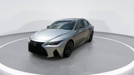 2022 Lexus IS