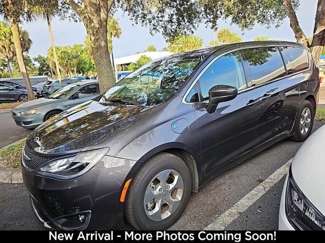 2020 chrysler pacifica hybrid touring l