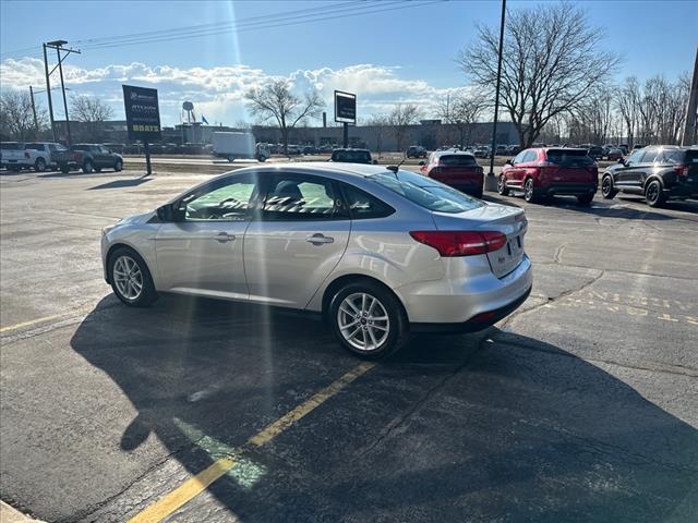 2017 ford focus se