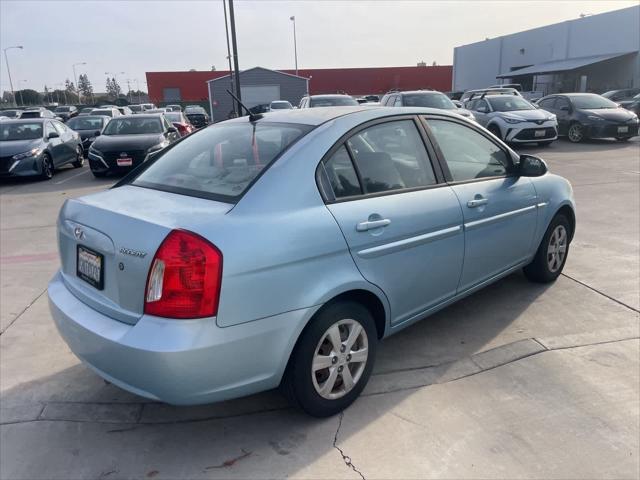 2009 hyundai accent gls