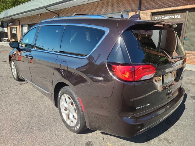2017 chrysler pacifica touring-l