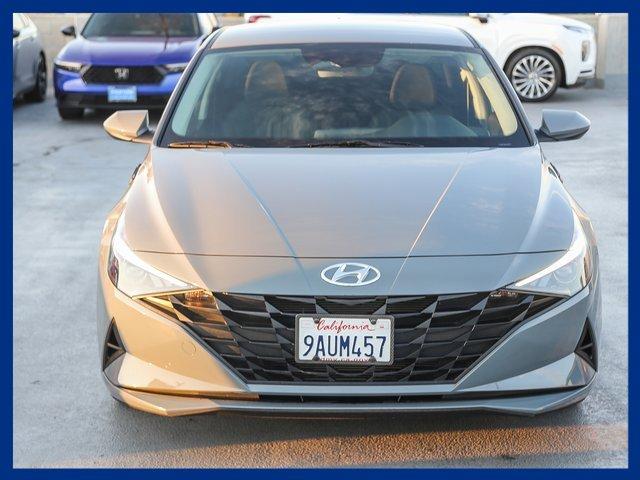2022 hyundai elantra se