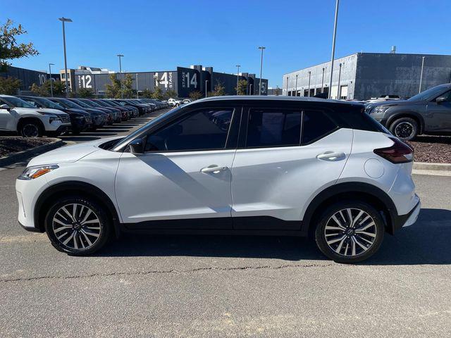 2022 nissan kicks sv