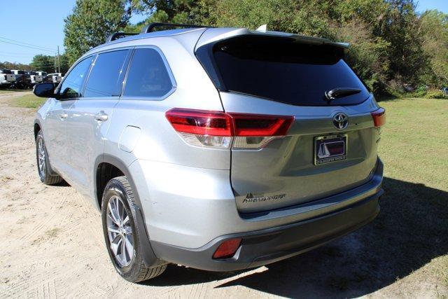 2017 toyota highlander hybrid xle