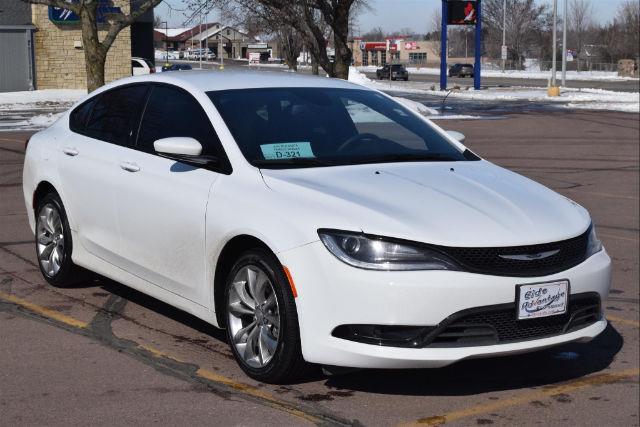 2015 chrysler 200 s awd s 4dr sedan for sale in sioux falls, south dakota