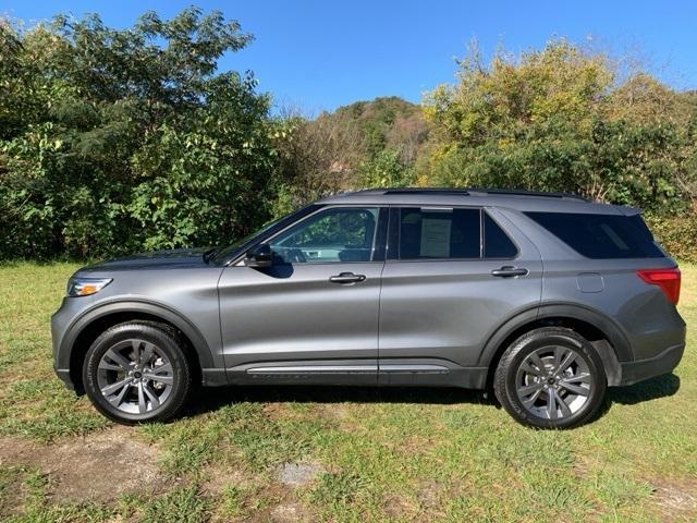 2024 ford explorer xlt