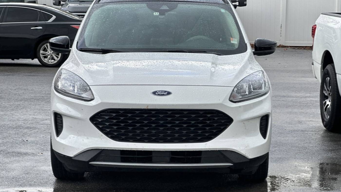 2020 ford escape hybrid se sport
