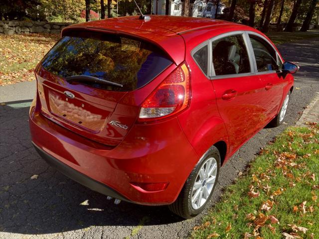 2011 ford fiesta se