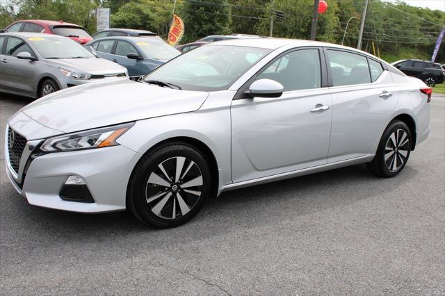 2022 nissan altima 2.5 sv