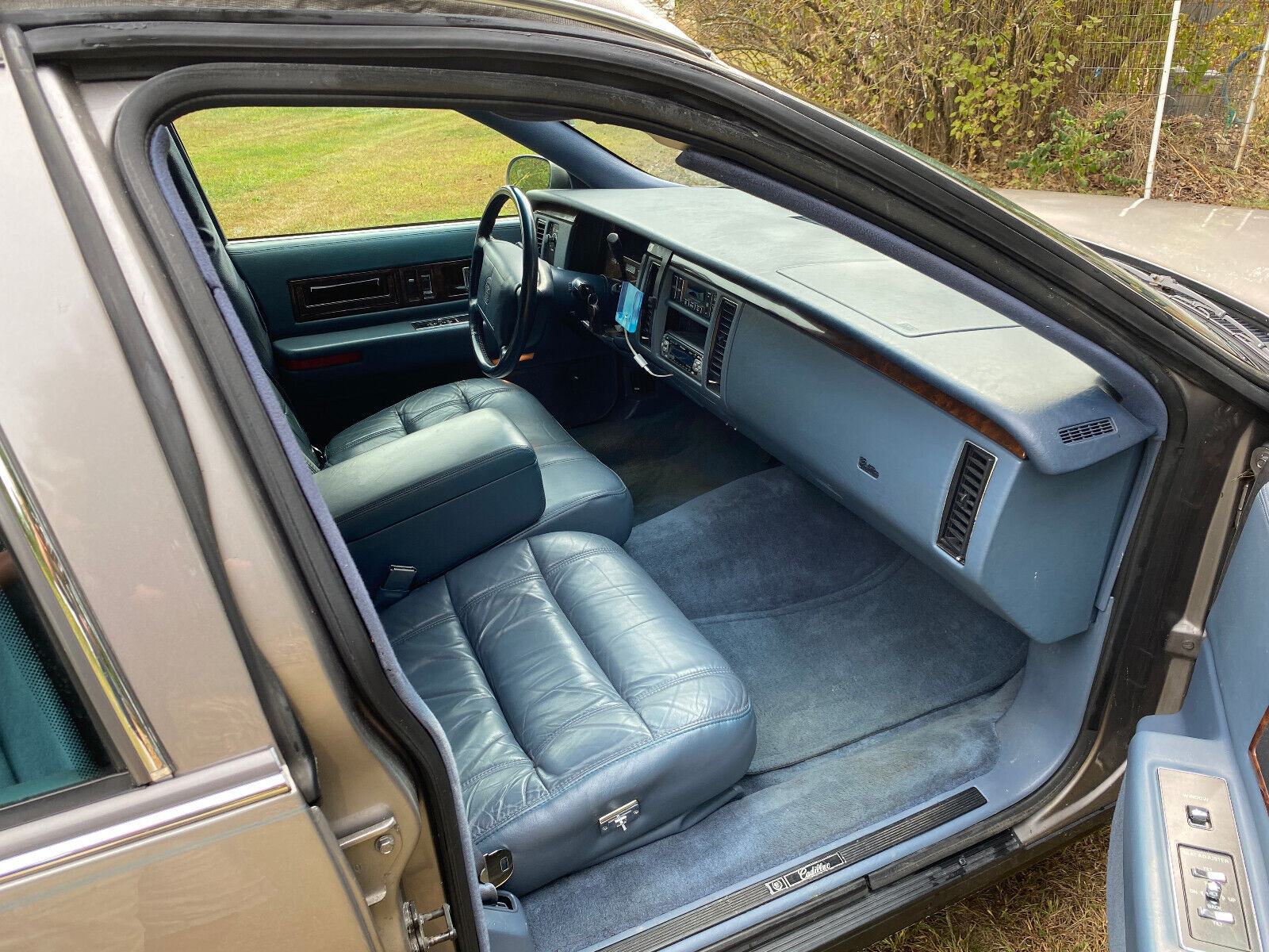 1995 cadillac fleetwood