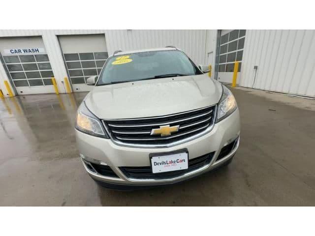 2017 chevrolet traverse lt w/1lt in devils lake, north dakota